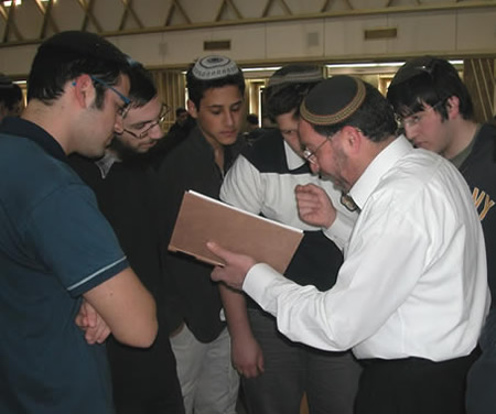 Rav elgazi with Students